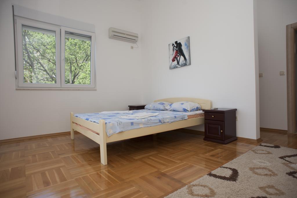 Apartments Villa Simonovic Petrovac Kültér fotó
