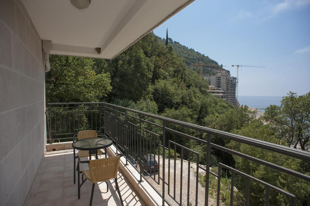 Apartments Villa Simonovic Petrovac Kültér fotó