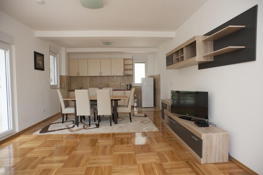 Apartments Villa Simonovic Petrovac Kültér fotó
