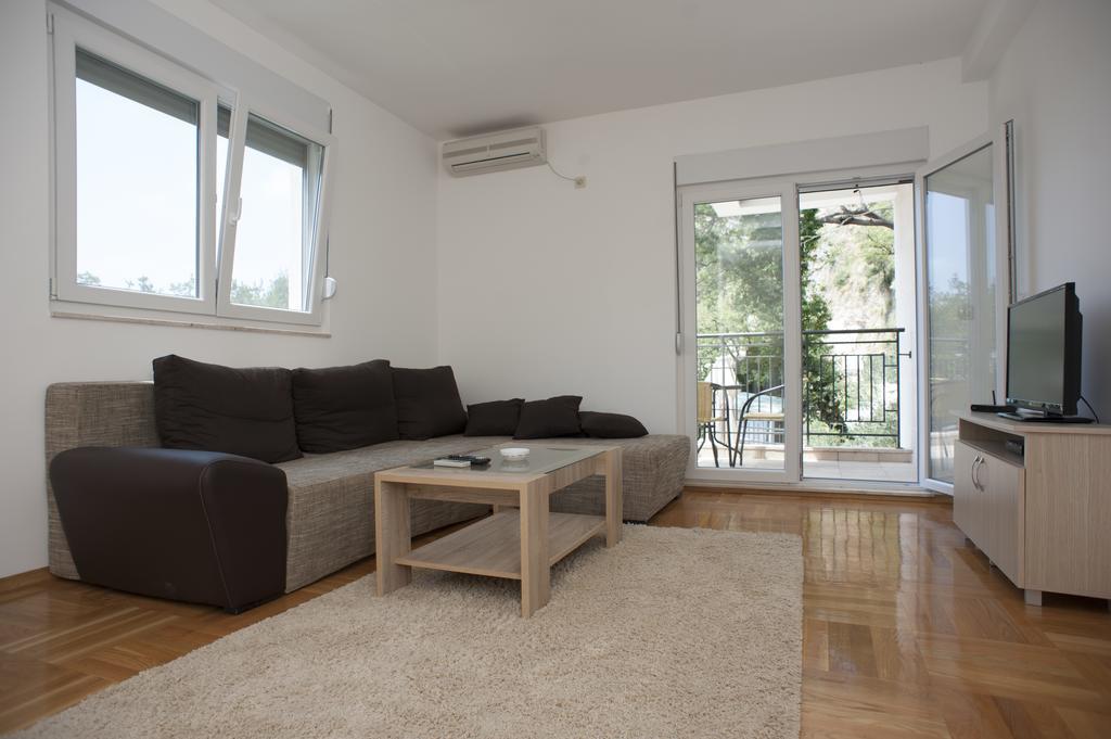 Apartments Villa Simonovic Petrovac Kültér fotó