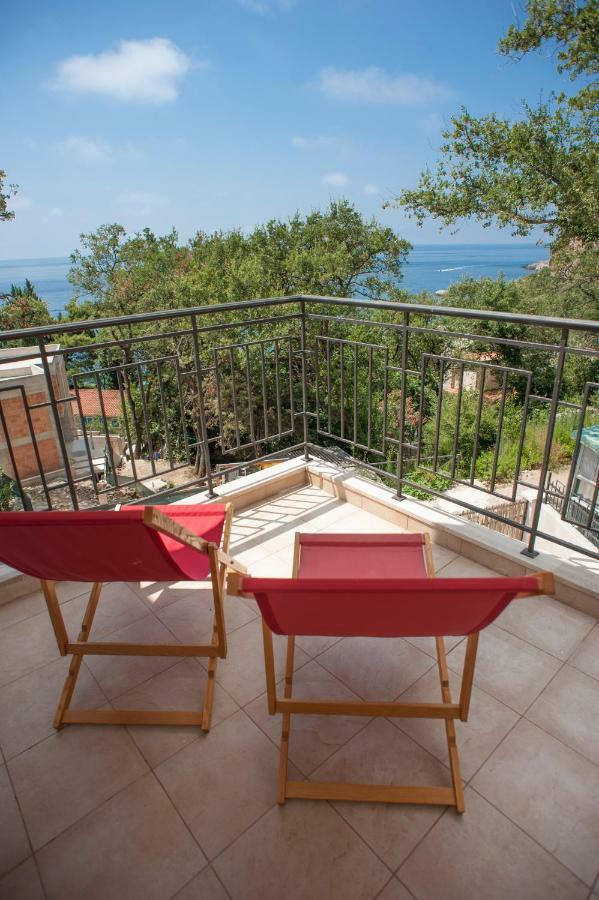 Apartments Villa Simonovic Petrovac Kültér fotó